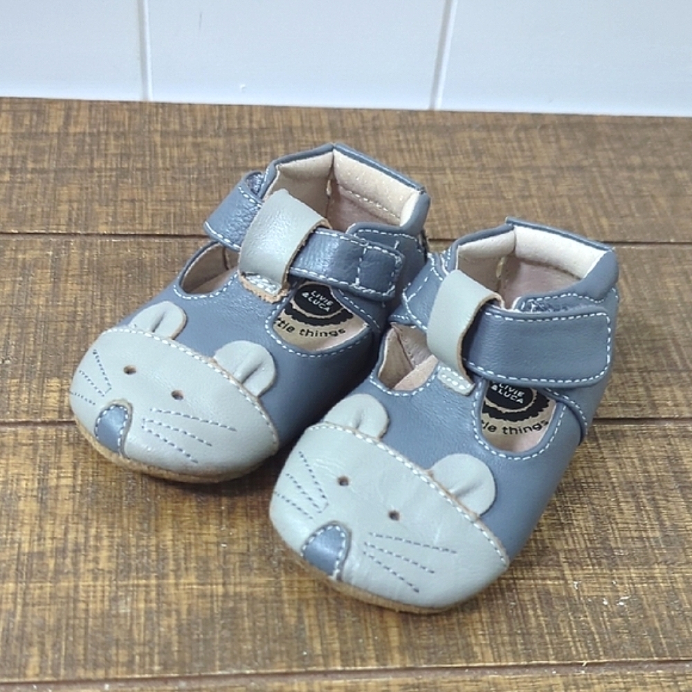 Rare Like New Lucie And Luca Crib Stretch Leather Gray Mouse Kids Shoes